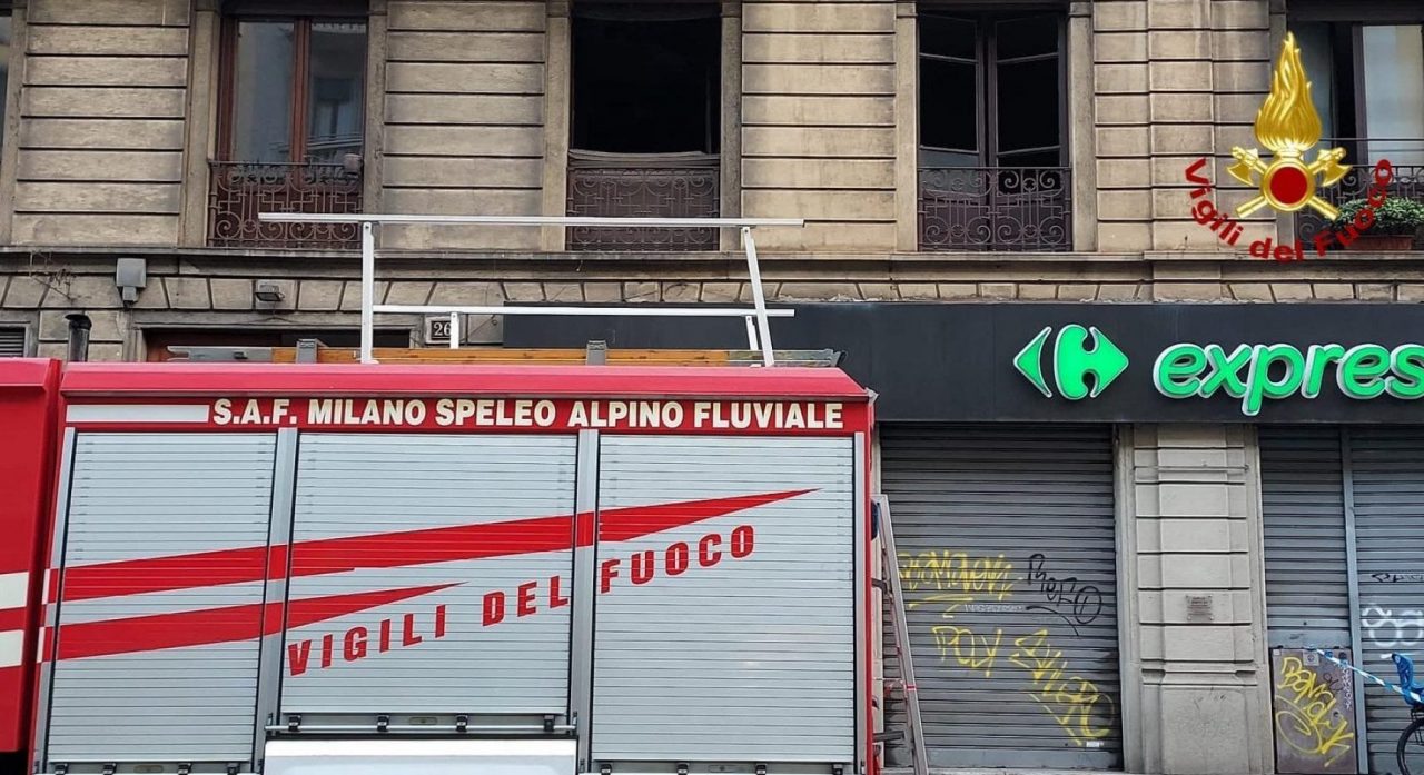 Milano anziana uccisa incendio vigili del fuoco logo