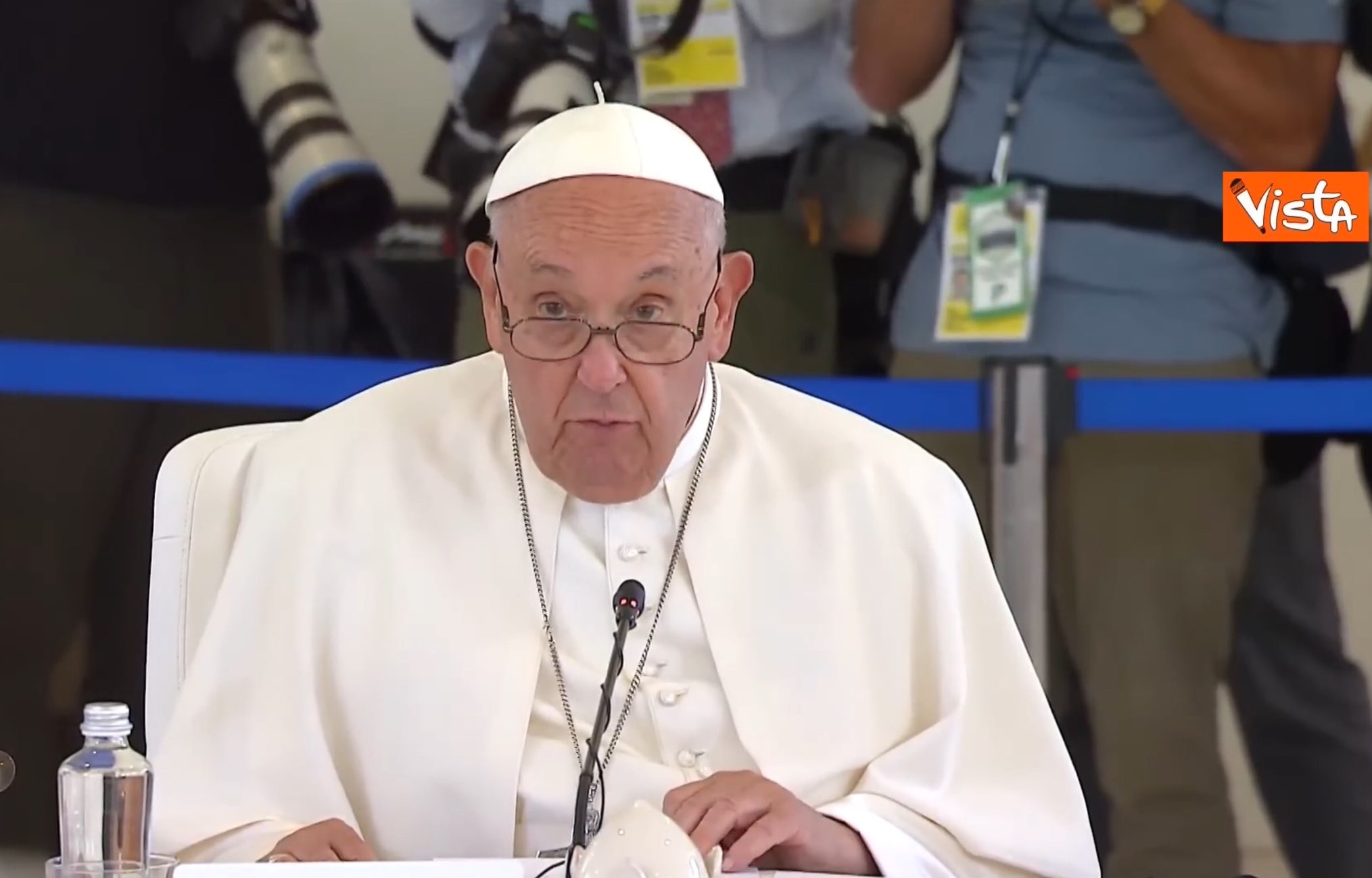 Papa Francesco G7 vista