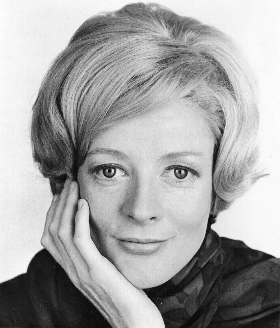 Maggie Smith wikimedia commons