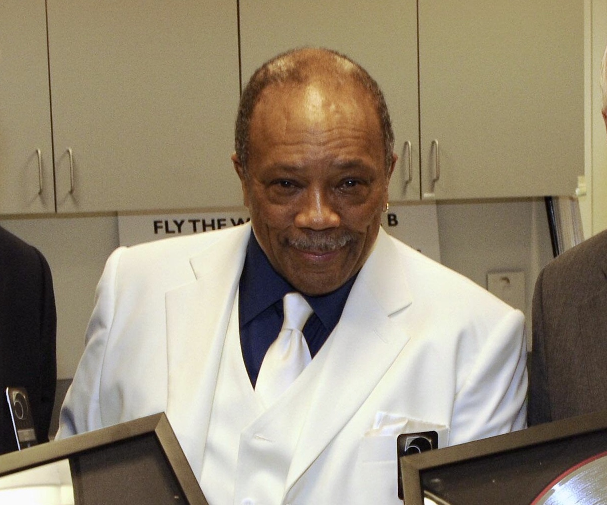 Quincy jones wikimedia commons