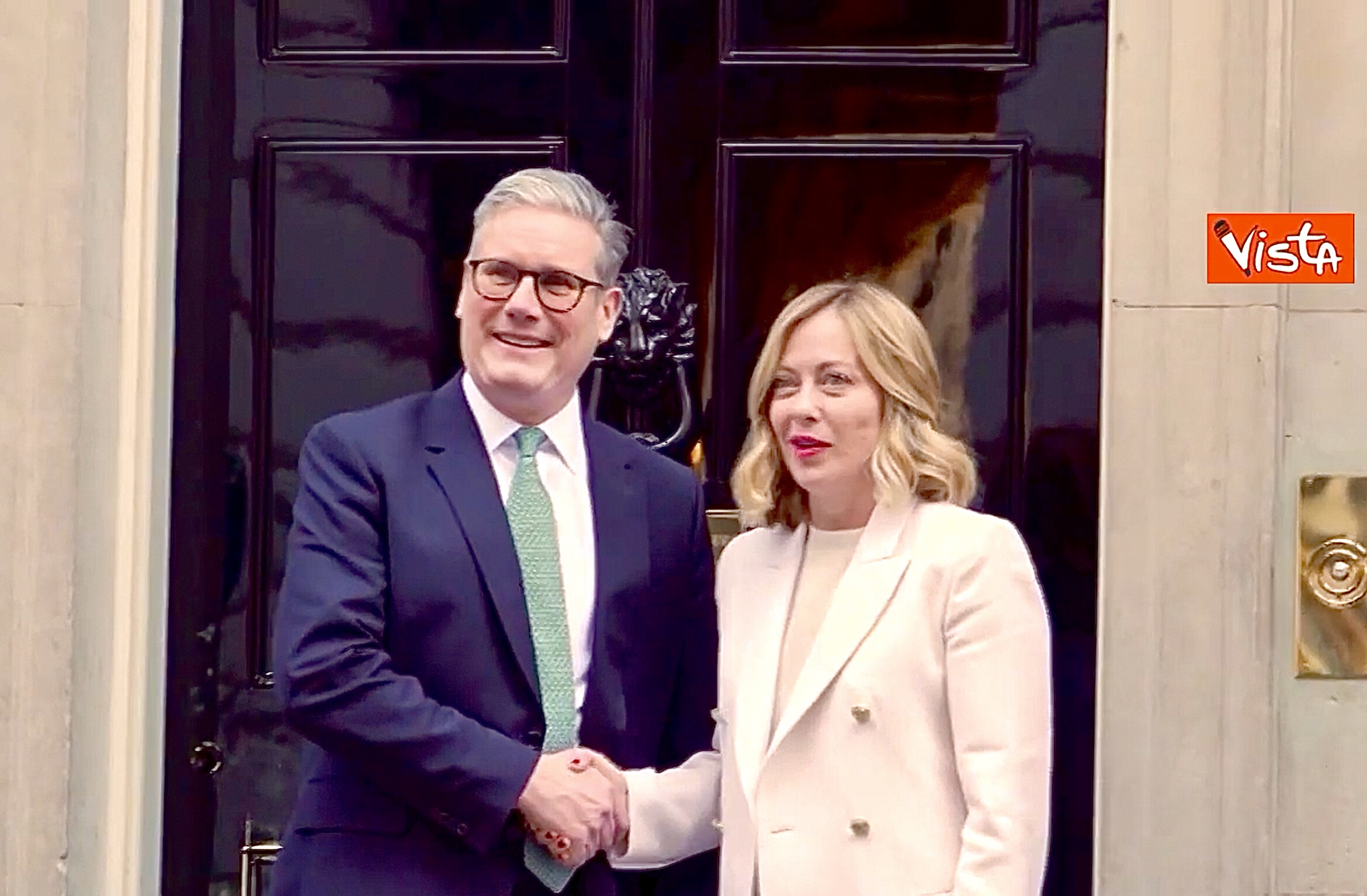 Meloni Starmer Londra 10 downing Street wikimedia commons