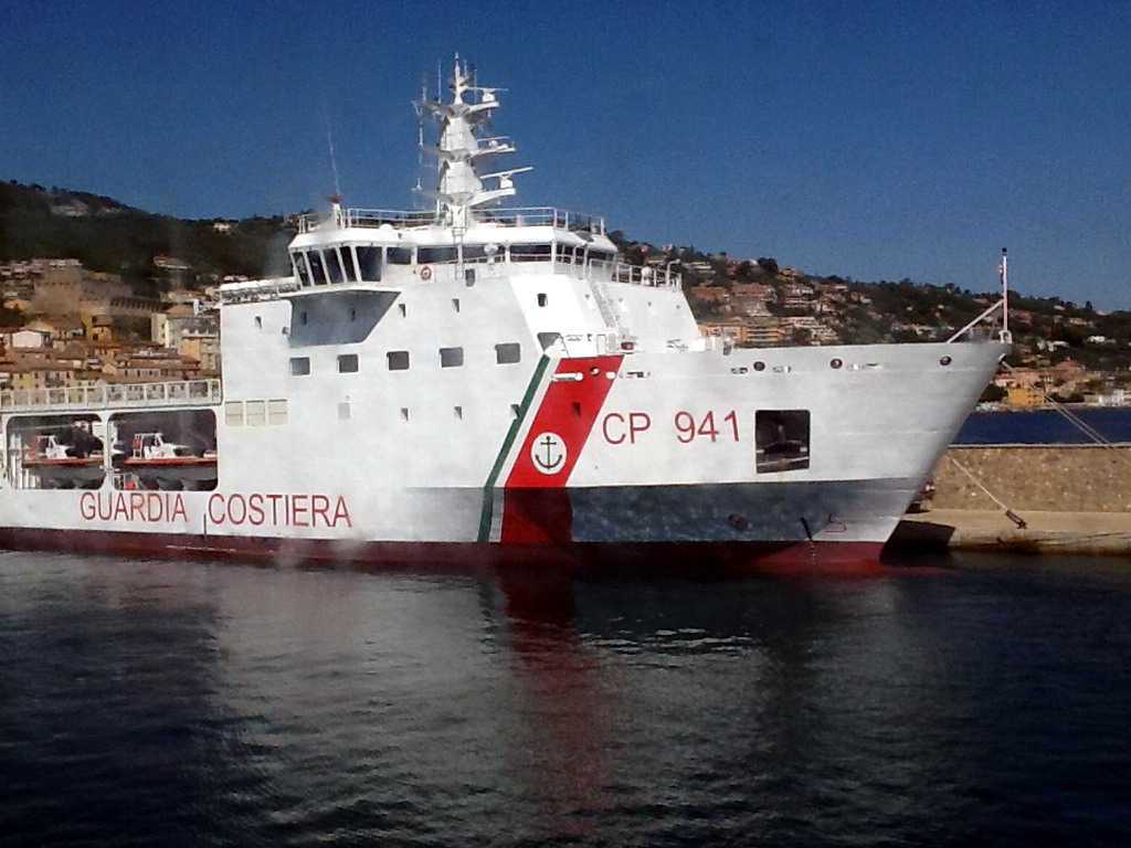 Nave Diciotti Guardia Costiera wikimedia commons