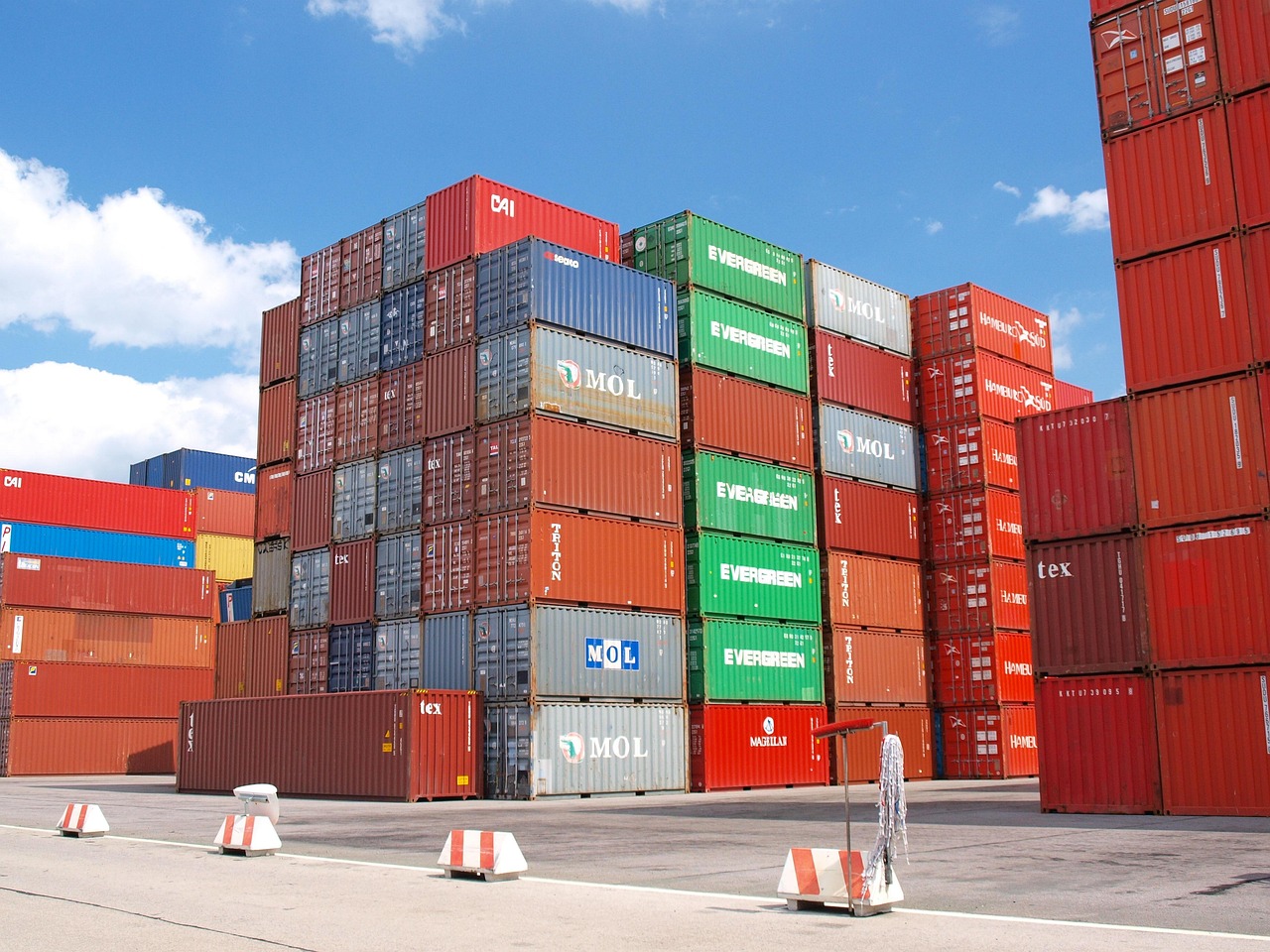 Containers pixabay