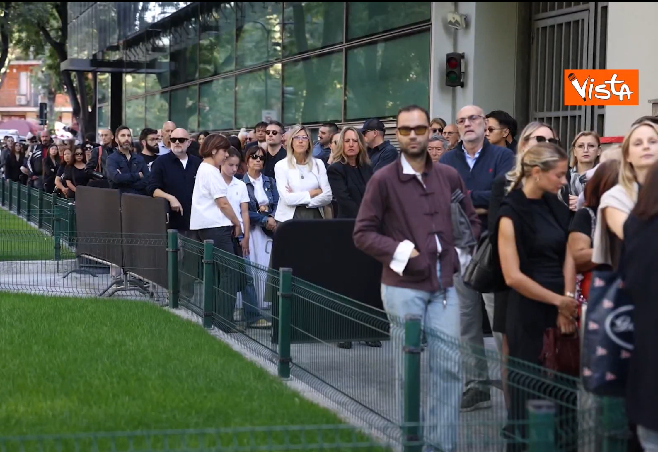 Funerali Giorgio Armani vista